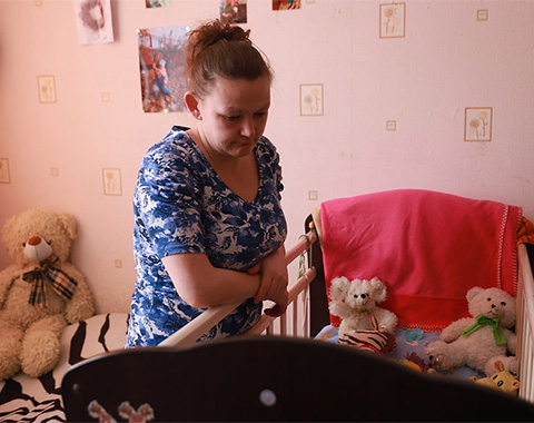 Глухую маму из Петербурга отправят в кризисный центр